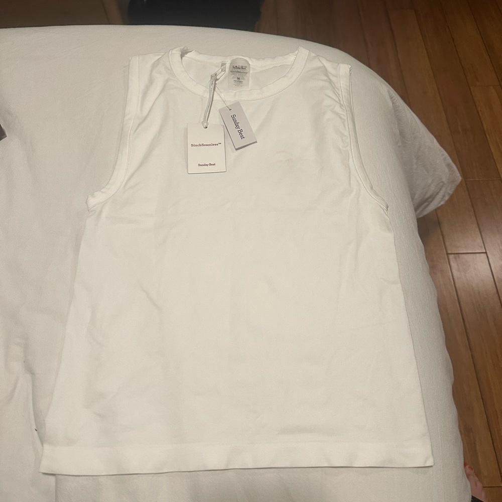 Sunday best tank top artizia